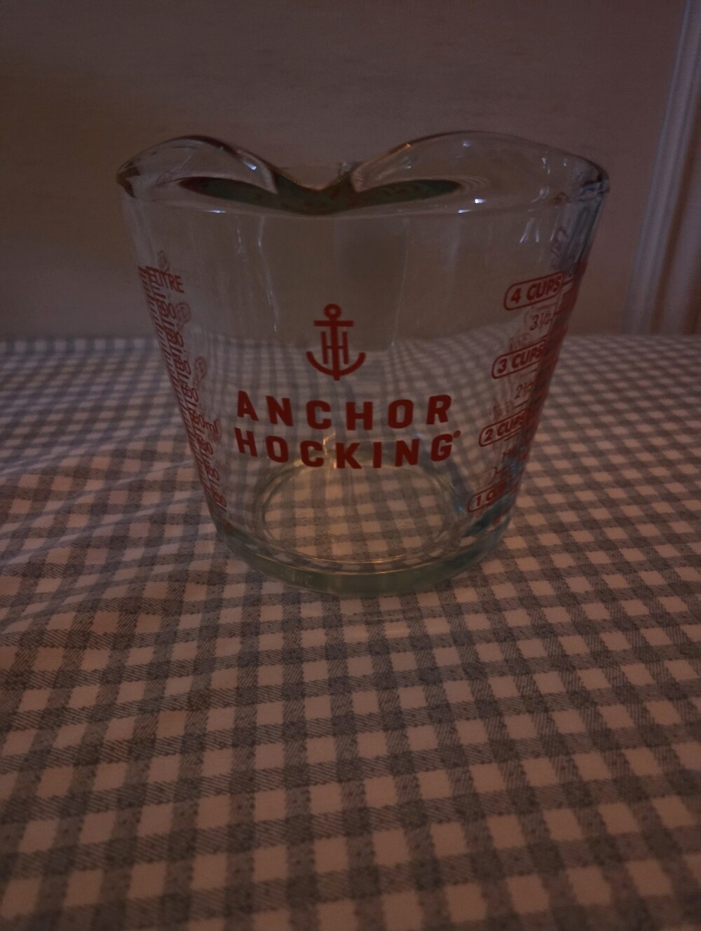 Anchor Hocking Clear Glass Measuring Pitcher 32 Ounces/ 4cup